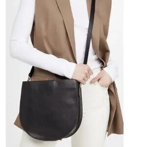 Madewell The Transport Saddle Bag Crossbody Black Leather Adjustable Strap Zip